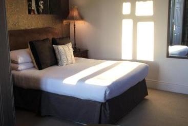 Bed and Breakfast The Lodge