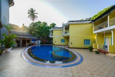 酒店 Shelsta Beach Resort