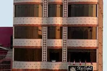 هتل Starlight Inn