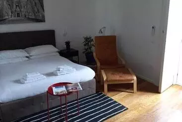 تختخواب و صبحانه Vicolo Dei Sartori