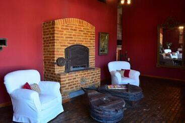 Otel La Cautiva De Ramirez