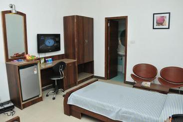 Отель Centrepoint