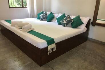 Bed and Breakfast Rockydale Home Stay