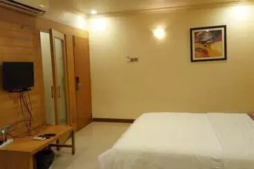 Hotel Kohinoor Square
