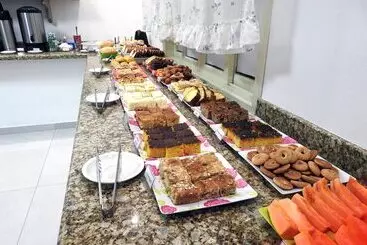هتل Palugi