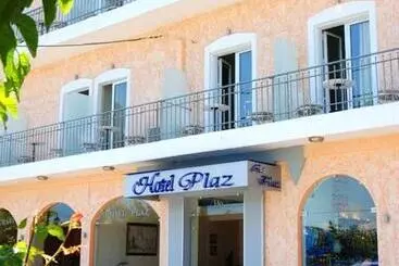 هتل Plaz