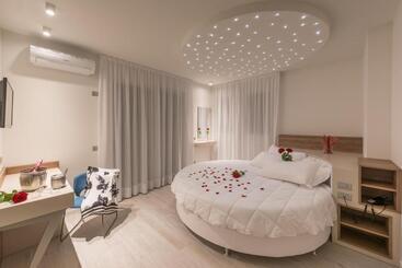 Hesperia Hotel & Residence