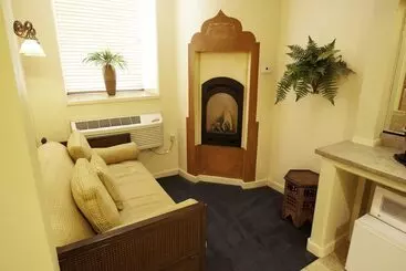 Hotelli Destinations Inn Theme Rooms