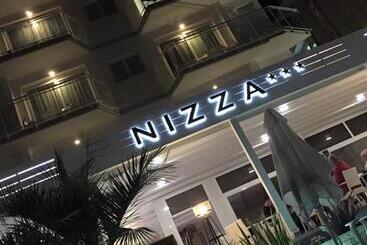 בית מלון כפרי Nizza Frontemare Superior 3 Stelle