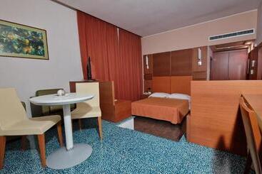 فندق Bella Italia Palace