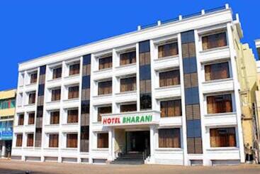 Отель Bharani