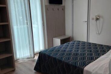 호텔 Costa Del Sole Only Room