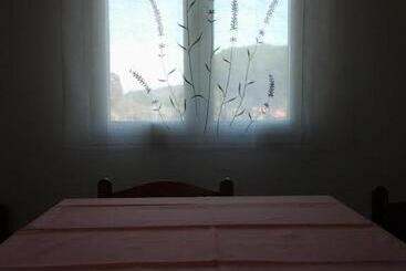 فندق Rustichello