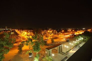 هتل Shree Gopal Residency