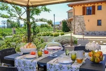 Aamiaismajoitus (B&B) Il Fienile Di Assisi