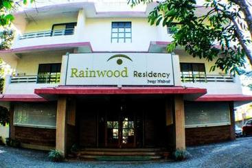 בית מלון כפרי Rainwood Residency