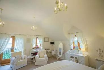 Higher Gitcombe Boutique Bed And Breakfast