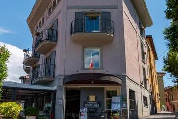 Отель Locanda Del Lago Rosmunda