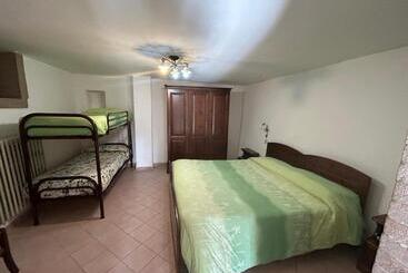 ベッドアンドブレックファースト Agriturismo Macchiapiede