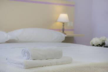 تختخواب و صبحانه Il Linchetto