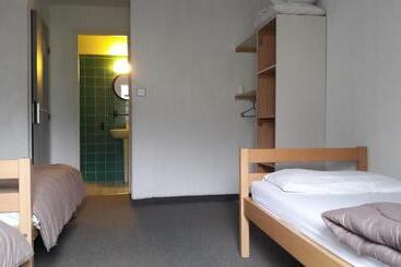 هتل Centre De Vacances Le Hameau Rollot