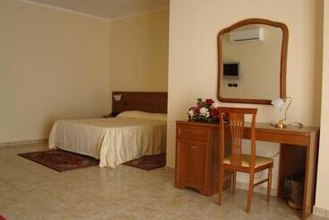 酒店 Ristorante111