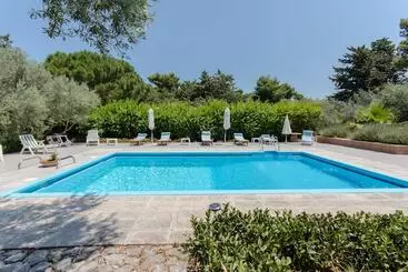 تختخواب و صبحانه Don Ciccio Sea House