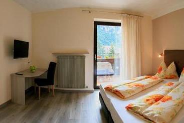 住宿加早餐  Garni Wieterer