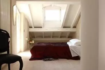 Bed and Breakfast Via Paradiso 32