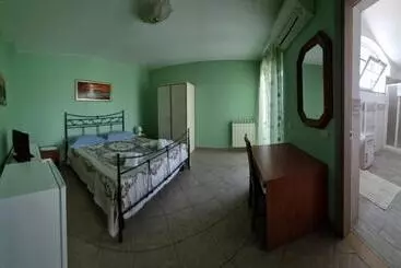 تختخواب و صبحانه Villa Naclerio