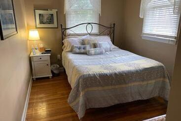 مبيت وإفطار Farrell House Lodge At Sunnybrook Trout Club