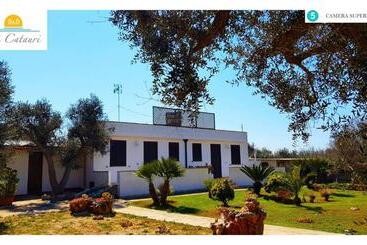 Aamiaismajoitus (B&B) Li Catauri