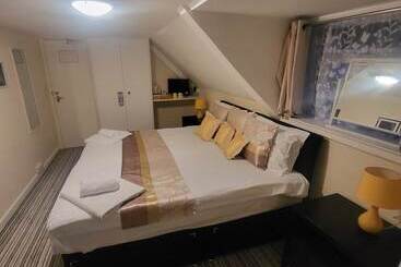 호텔 The Old Bank House