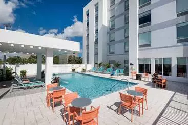 בית מלון כפרי Home2 Suites By Hilton Ft. Lauderdale Airportcruise Port