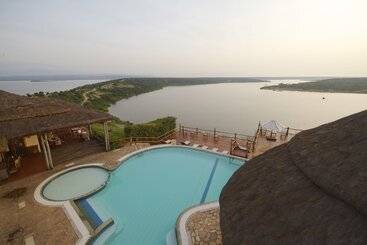 Отель Mweya Safari Lodge