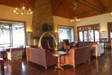 هتل Mweya Safari Lodge