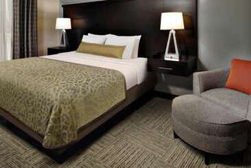 ホテル Staybridge Suites Plano The Colony By Ihg