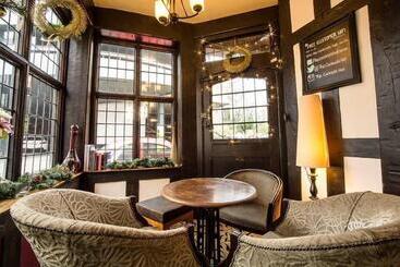 Locanda The Cardinals Hat