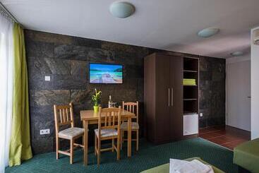 فندق Babi Guesthouse   Babi Vendégház