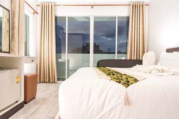 Neptuna Hotel By Maduzi