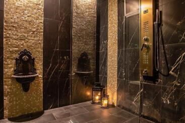 تختخواب و صبحانه Ingrami Suites And Spa