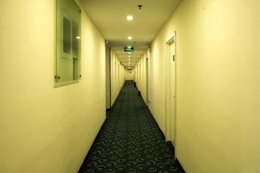 E Plus Hotel Guangzhou Baixin Branch