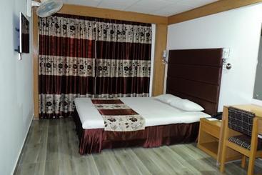 فندق Saint Martin Ltd