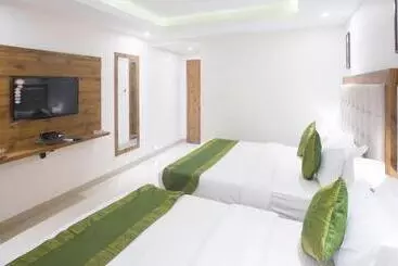 ホテル Treebo Amber International