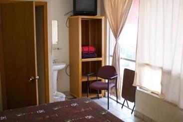 هتل Centric Chihuahua