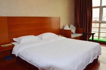 בית מלון כפרי Greentree Alliance Ganzhou Development Zone South Huajian Road