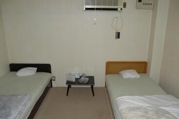 Business Hotel Minshuku Minato