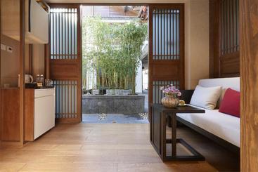 Hotel Lijiang Huayu Donglin Boutique