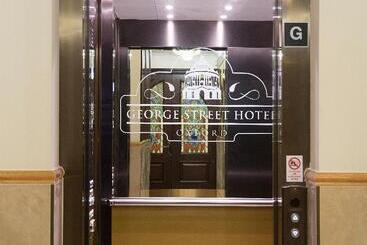 Hotel The George Street