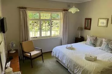 Aamiaismajoitus (B&B) Cedar Garden